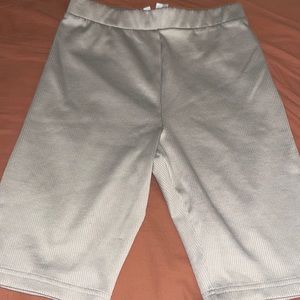 h&m tan ribed biker shorts
